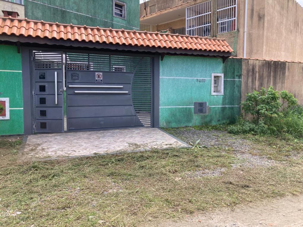 Villa Casa Do Lado Da Praia Em Itanhaém Exterior foto